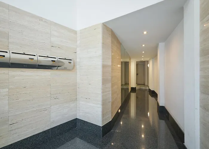3ind1113 - One Bedroom Barcelona